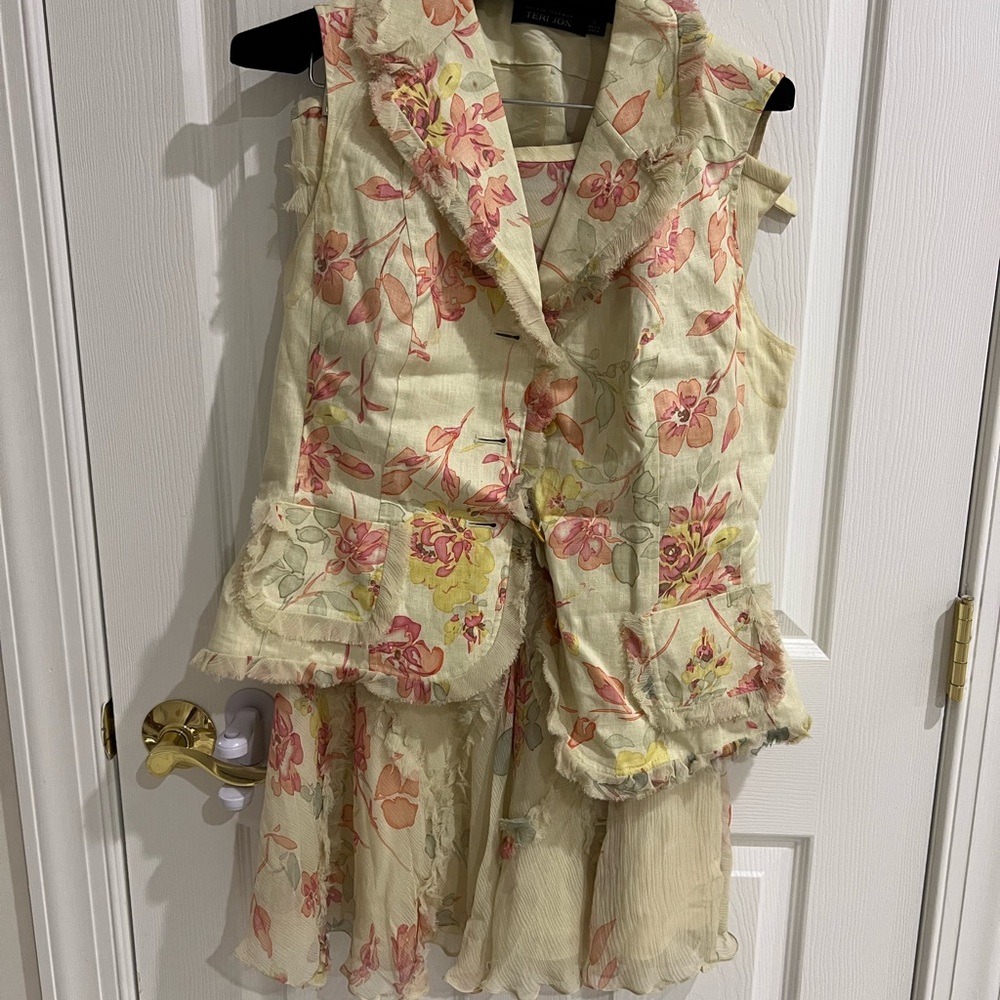 Teri Jon Cream Floral 2-piece Set